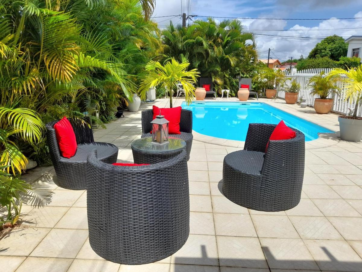Апартаменты Coquet F2 Climatise Avec Piscine Au Lamentin Ламантен Экстерьер фото